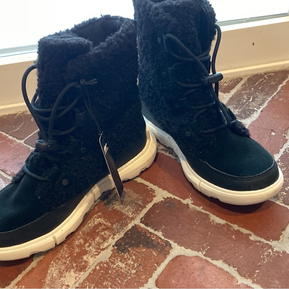 SOREL Explorer youth boots
